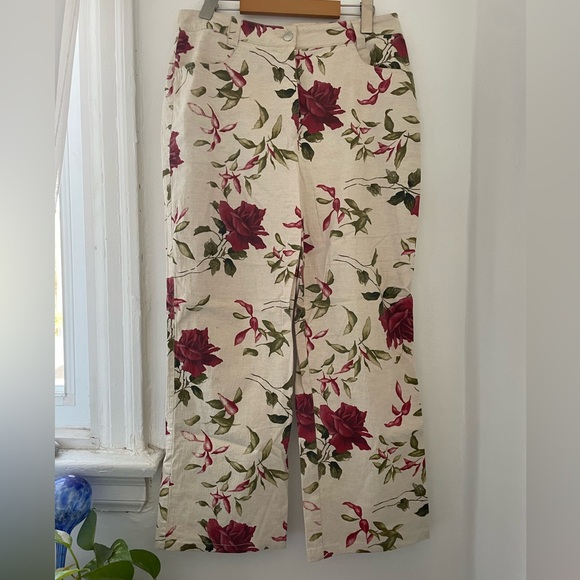 Rose Print Pants - Picture 3 of 4